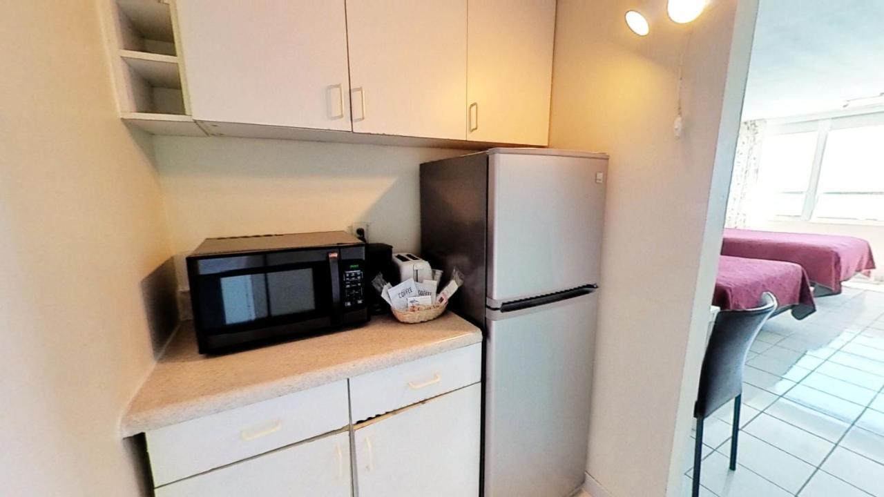 Castle 1733 Ocean View Studio With Direct Beach Access, Pool, Tennis & Free Parking Miami Beach Buitenkant foto
