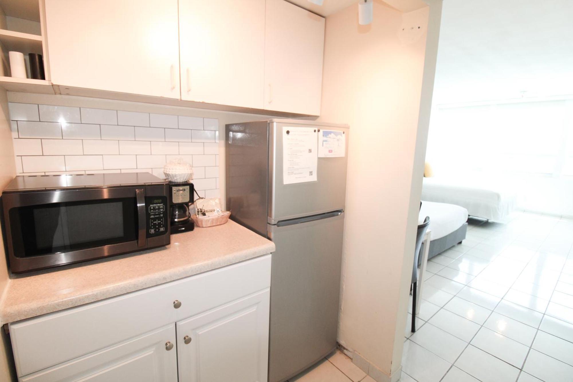 Castle 1733 Ocean View Studio With Direct Beach Access, Pool, Tennis & Free Parking Miami Beach Buitenkant foto